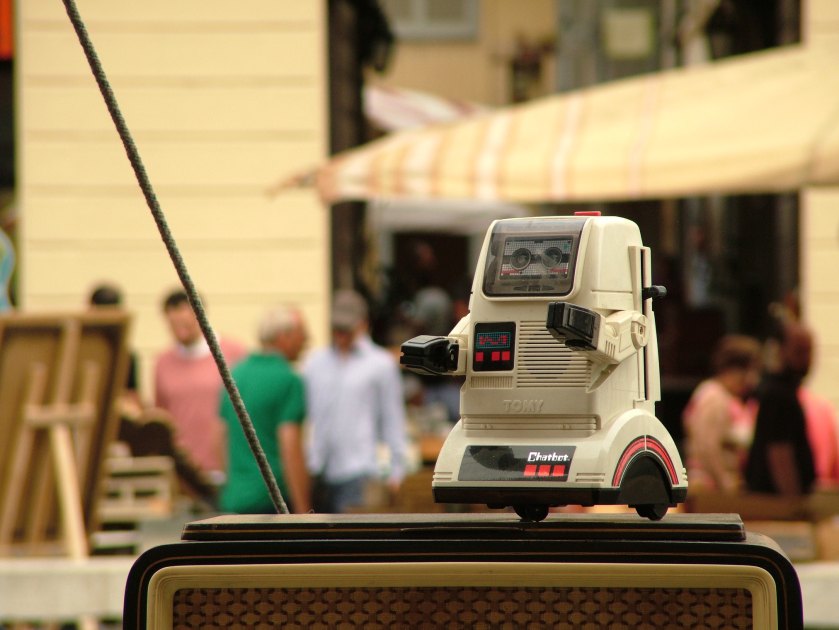 Mejora la experiencia de usuario humanizando el Chatbot